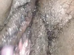 Ebony pussy wet chlupatý sólo hrát